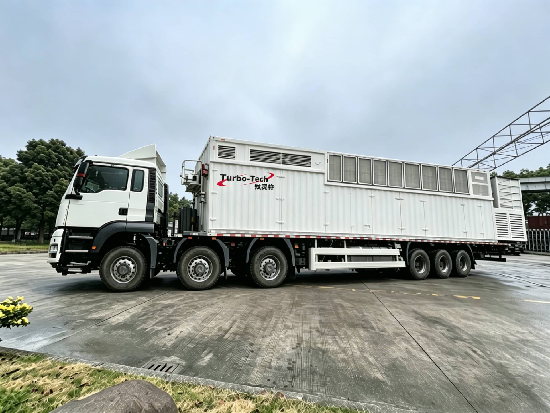 鈦靈特車載式燃氣輪機.jpg